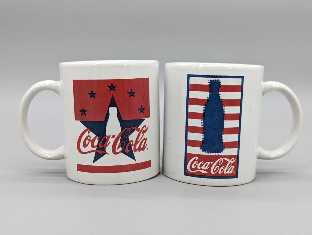 Vintage Gibson Set Of 2 Coca-Cola Coffee Mugs Tea Cups 12 oz Stars & Stripes B